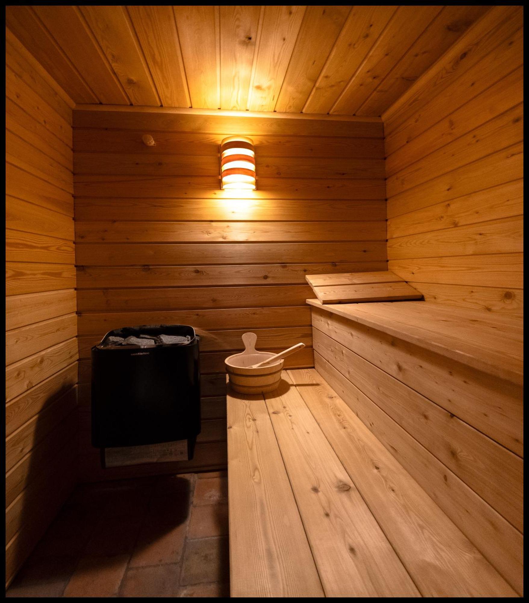 La Chapelle Du Carmel - Centre Ville - 340 M2 - Spa - Cinema - Parking - Reims Eksteriør billede